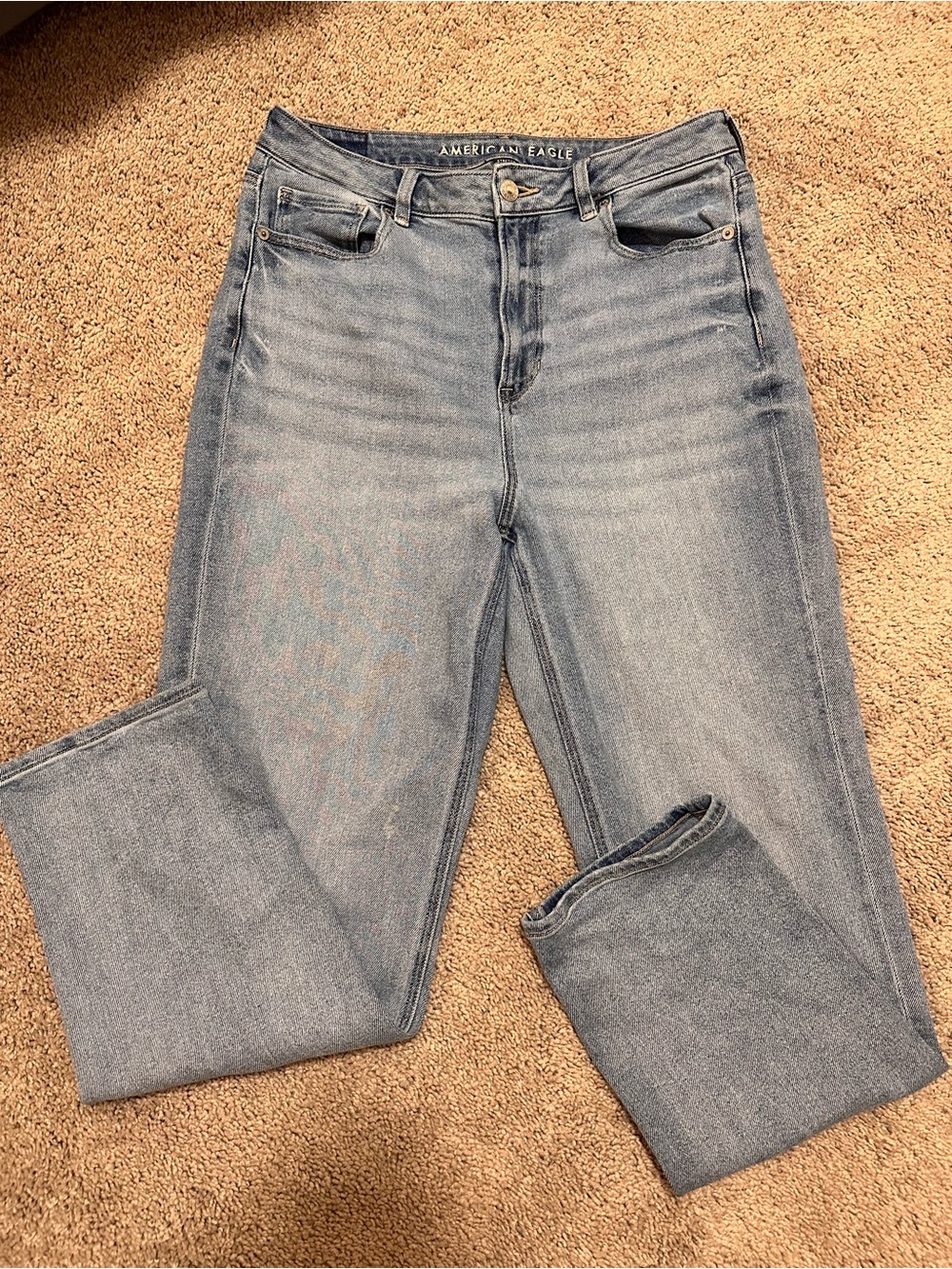 American Eagle Outfitters Women's Light Blue High-Rise Straight Leg Jeans